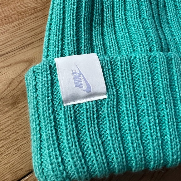 NIKE NRG Essential Knit Wool Unisex Beanie Turquoise NWT - Picture 4 of 5